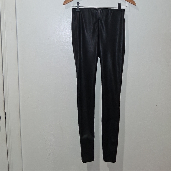 NEW VELVET by GRAHAM & SPENCER Berdine Faux Leather Leggings - Picture 8 of 12
